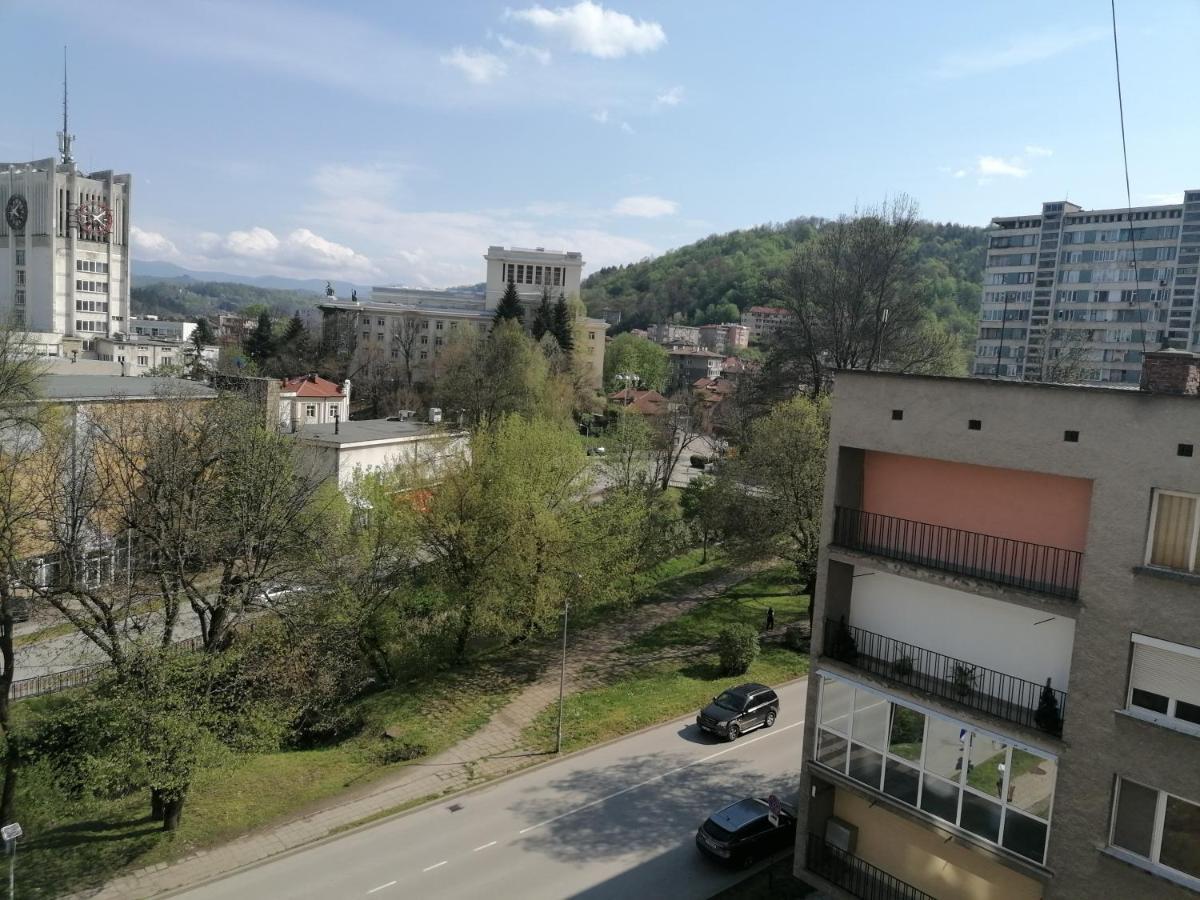 Апартамент Фея - Топ Център, Безплатно Паркомясто Gabrovo Esterno foto