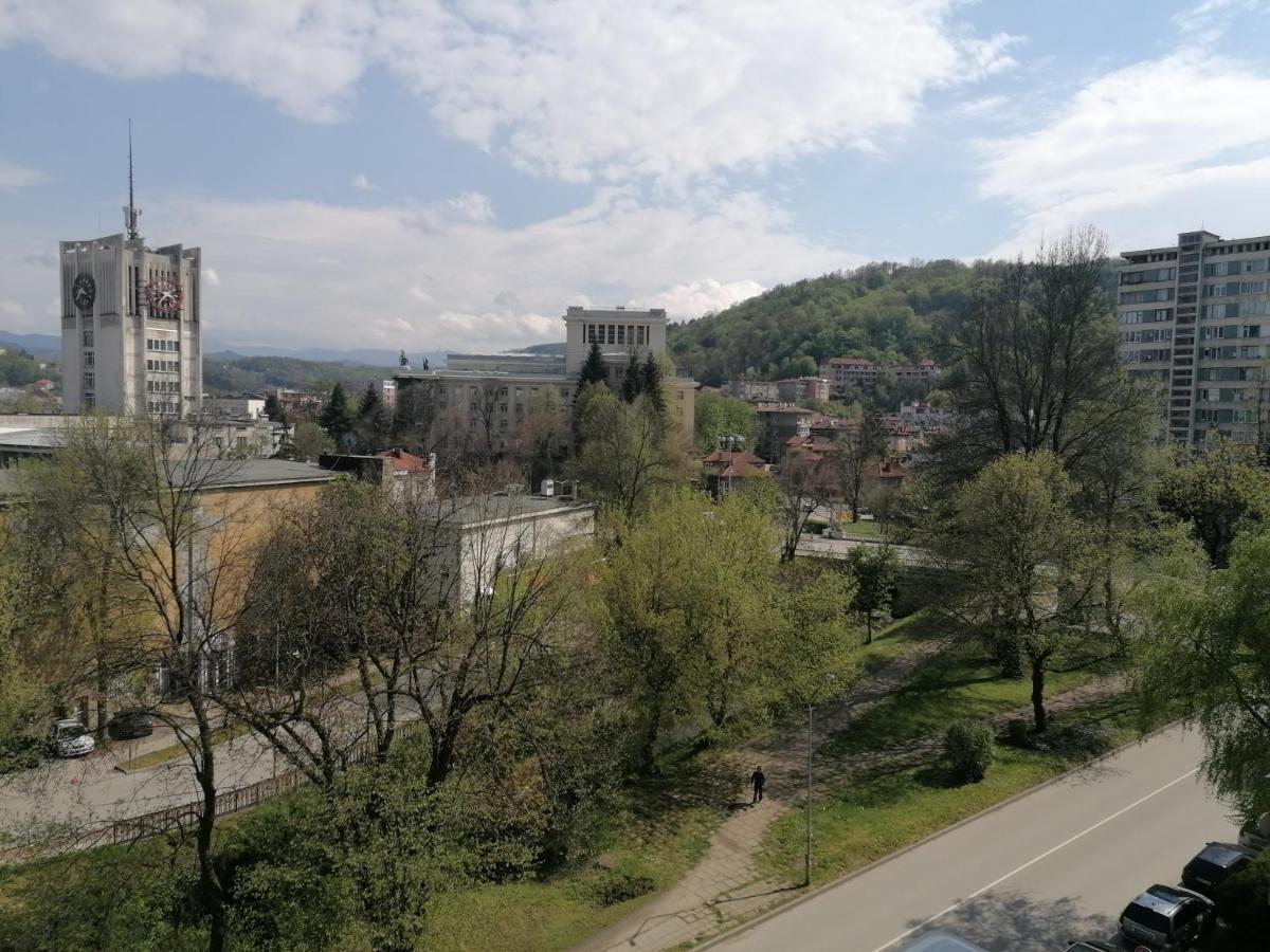 Апартамент Фея - Топ Център, Безплатно Паркомясто Gabrovo Esterno foto